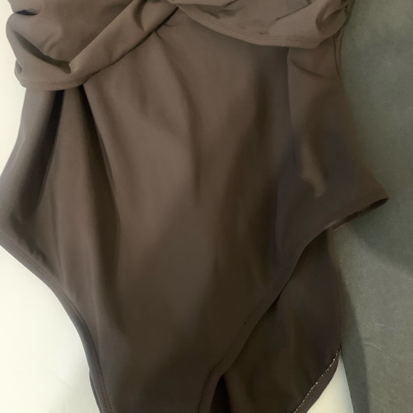 Bathing suit - Picture 2 of 7